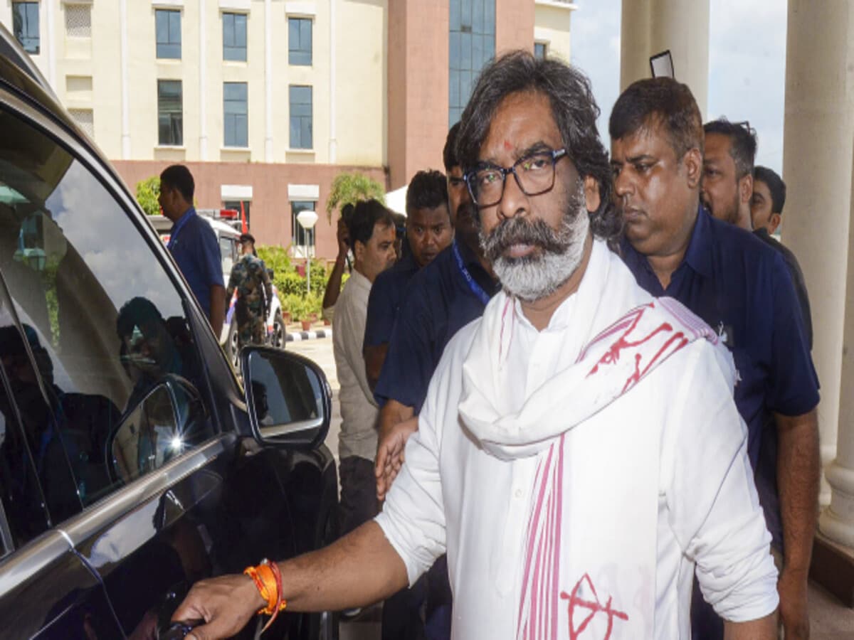 मुख्यमंत्री हेमंत सोरेन को नहीं मिली राहत, जानिए क्या करेंगे आगे, ईडी के समन की अवहेलना मामला