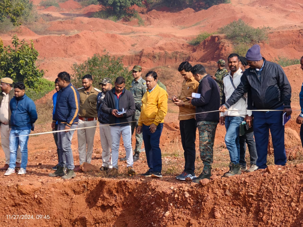गुमला में अवैध खनन को लेकर चलाया गया छापेमारी अभियान, खनन माफियाओं में हड़कंप, कई के खिलाफ केस दर्ज