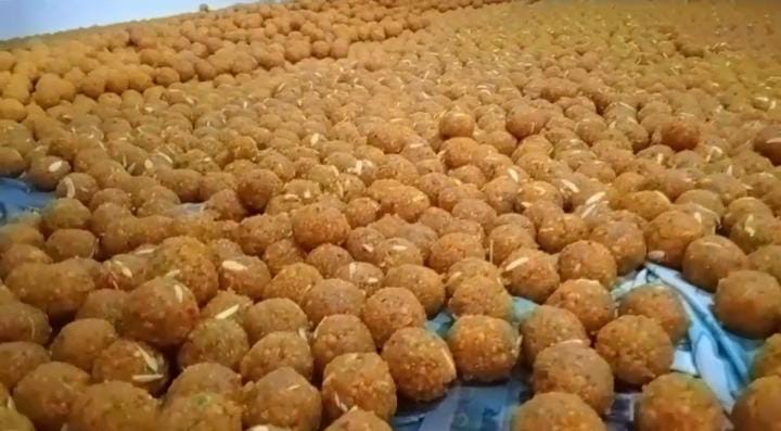 जेएमएम के प्रचंड जीत का अब तक चल रहा है जश्न, लौहनागरी नगरी में 12 क्विंटल लड्डू बनकर तैयार, पढ़ें क्या है खास