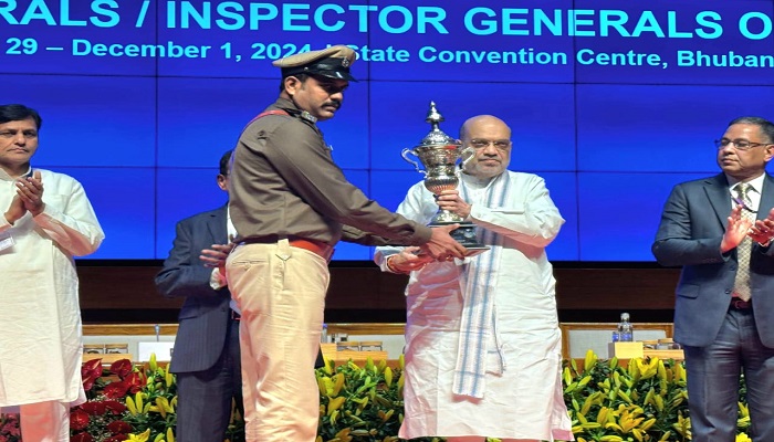 गिरिडीह का निमियाघाट थाना देश के तीन बेस्ट थानों में शामिल, गृह मंत्री अमित शाह ने पूर्व थाना प्रभारी को दिया पुरस्कार