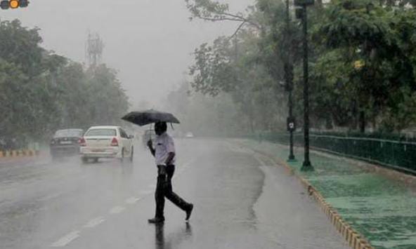 Weather Forecast: झारखंड में फंगल तूफान का तांडव, न्यूनतम तापमान में आई 3 से 4 डिग्री की गिरावट, इन जिलों में बूंदाबांदी की संभावना