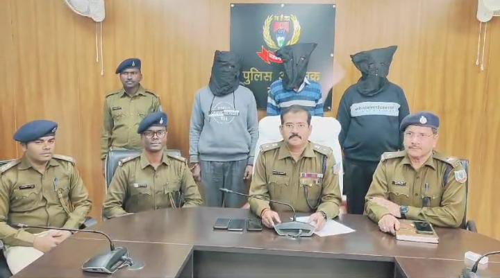 बिहार के शराब तस्करों के लिए पसंदीदा रुट बना गढ़वा, पढ़ें कैसे झारखंड से बिहार लाया जा रहा था शराब का कंटेनर