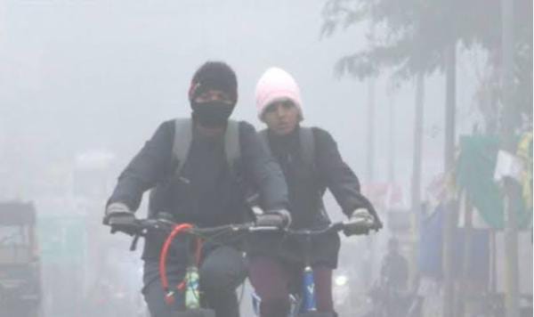 Weather Forecast: झारखंड पर पड़ेगी साईक्लोनिक सर्कुलेशन और पश्चिमी विक्षोभ की दोहरी मार, आज इन जिलों में बारिश की संभावना