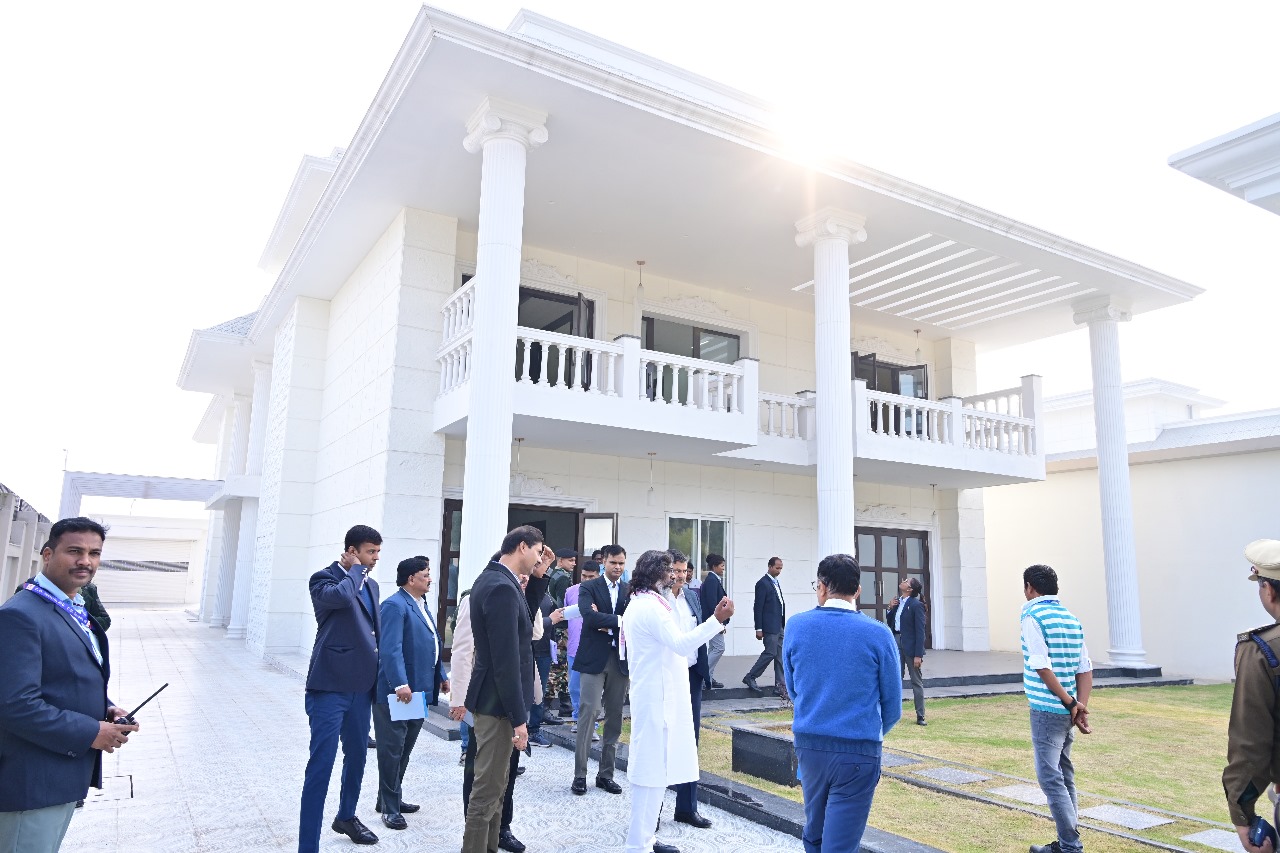 झारखंड के नए मंत्रियों को मिलने वाला है नया बंगला, सीएम हेमंत ने पहुंचकर किया निरीक्षण, देखिए कैसी है बंगले की तस्वीर  