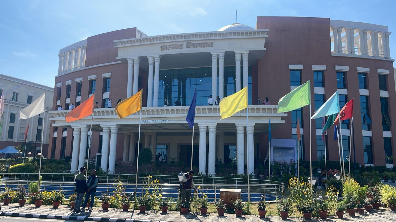 झारखंड में गरमाया JSSC CGL का मुद्दा! सदन में पक्ष-विपक्ष आमने सामने,देखिए एक-दूसरे पर क्या लगा रहे आरोप  