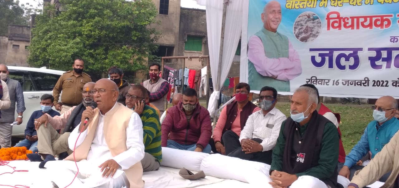 टाटा स्टील युटिलिटीज की वादाखिलाफी के खिलाफ जलसत्यग्रह अभियान की हुई शुरुआत