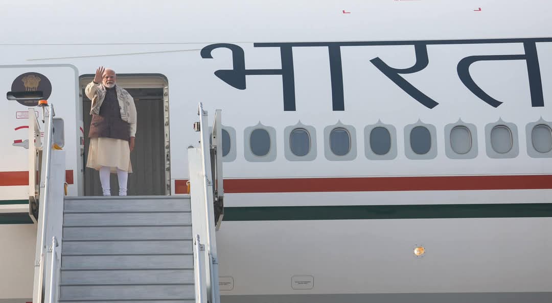 PM मोदी कुवैत रवाना, जानिए क्या है खास कार्यक्रम 'हाला मोदी'