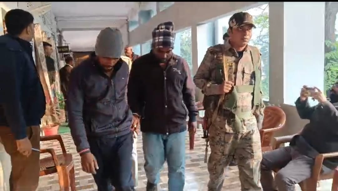 धनबाद के दो क्रिमिनल्स की करतूत : देखिए कैसे रेकी करते और ऐसे चुटकी में एटीएम की तिजोरी उड़ा लेते