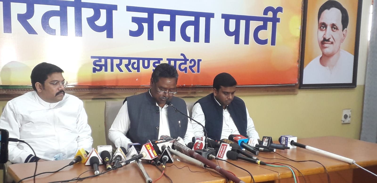 पूर्व ग्रामीण विकास मंत्री ने सरकार के दो वर्ष को बताया फेल कहा ग्रामीण क्षेत्रों में नहीं हुआ कोई काम