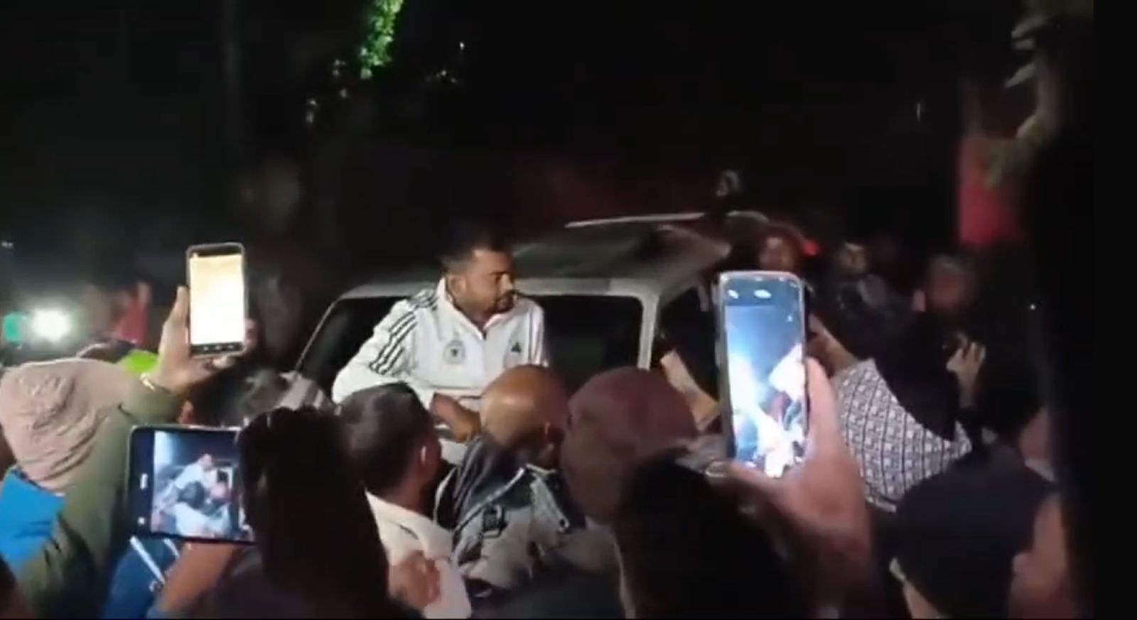 Breaking : CCL के जिस आवास पर देर रात विधायक समर्थकों ने किया था कब्जा , पुलिस ने मौके पर पहुँच समर्थकों को खदेड़ा