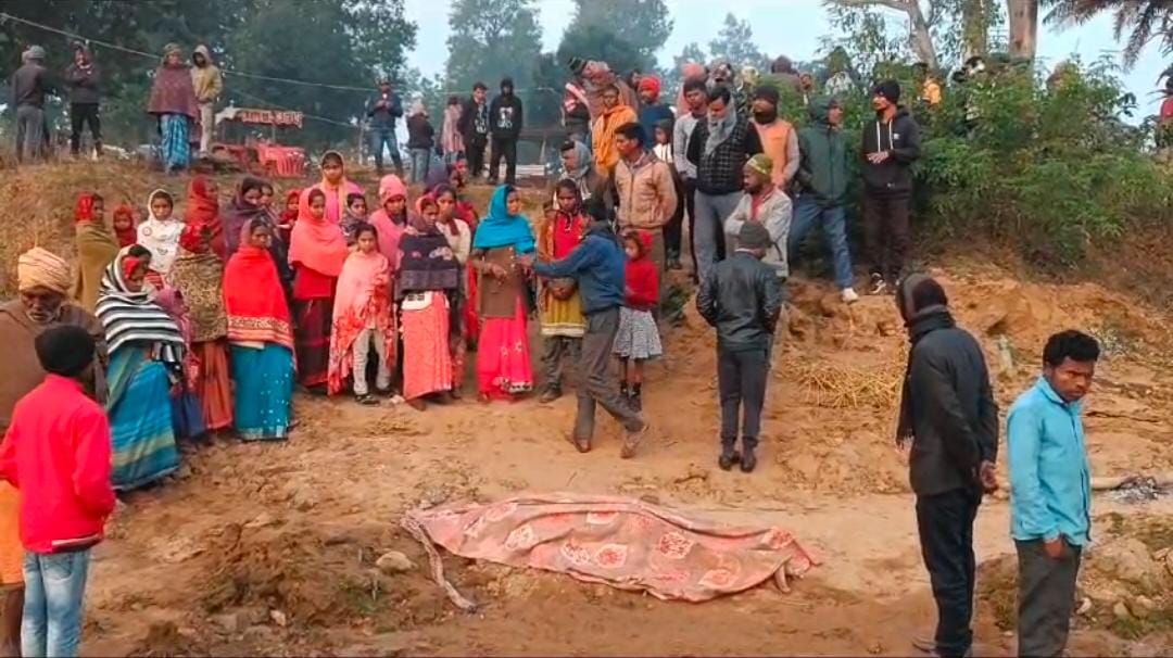 लातेहार में उग्रवादियों ने की निर्माण कार्य में लगे मुंशी की हत्या, जानिए कारण