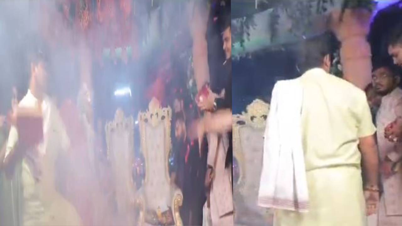 इधर दूल्हा-दुल्हन ले रहे थे फेरे, उधर पंडित जी से पिट गए दोस्त,  लोग कह रहे 'फ्लावर नहीं फायर है पंडित...'