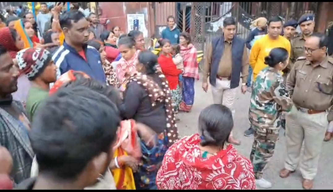 धनबाद रेप कांड : बगल के ज़िले से आरोपी हुआ गिरफ्तार, जेल गेट पर क्यों हुआ हंगामा, पढ़िए 
