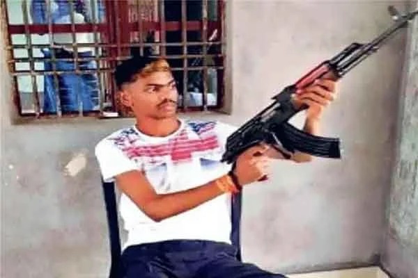 कान के पर्दे खोलने के लिए दिवाली मनाई है, अगली बार होली खेलेंगे, भारतमाला प्रोजेक्ट पर हुई गोलीबारी का मयंक सिंह ने लिया जिम्मा