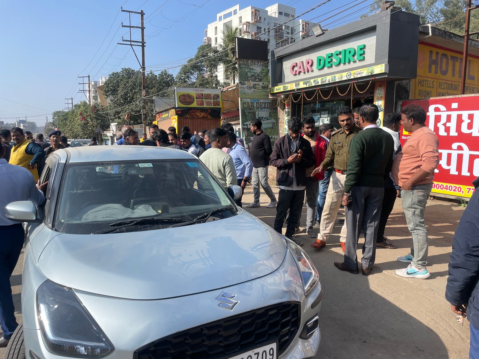 रांची में अपराधियों के हौसले बुलंद, इधर पुलिस कर रही थी चेकिंग, उधर अपराधी कर रहे थे लूटपाट, गोलीबारी में एक घायल