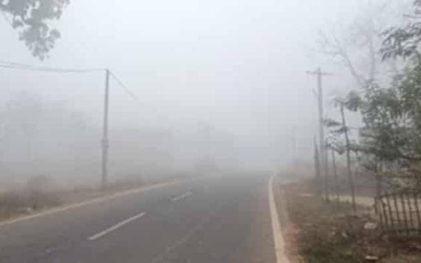 Weather Forecast:आज झारखंड के उत्तर और दक्षिण पूर्वी क्षेत्र में दिखेगा घना कोहरा, कल से फिर बदलेगा मौसम का मिजाज, पढ़ें ताजा अपडेट