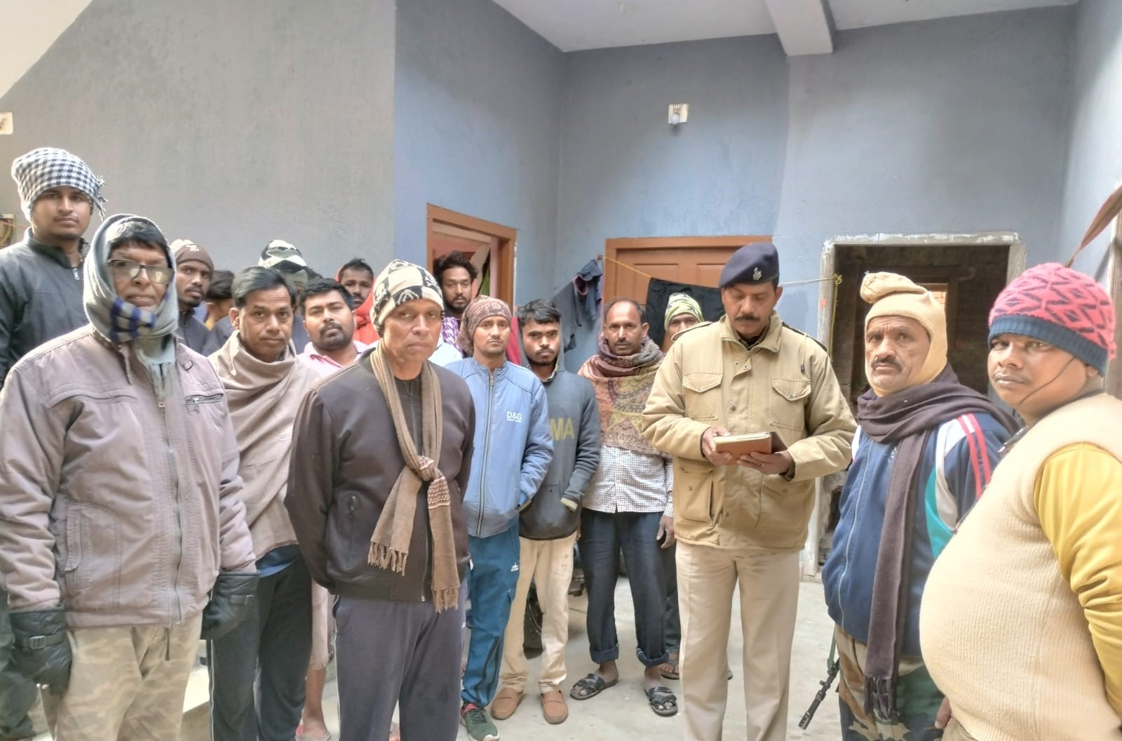 गिरिडीह में पांच घरों में चोरों ने किया हाथ साफ, 10 लाख के जेवर सहित नगद ले उड़े