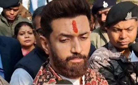 आलोक मेहता पर ईडी रेड पर बोले चिराग पासवान-'किसी भी गुनहगार को बख्शा नहीं जाएगा