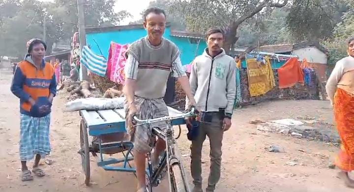 सरायकेला में खुलेआम घूम रहा है रॉयल बंगाल टाईगर! भय से घरों में दुबके लोग, लेकिन वन विभाग नहीं ले रहा सुध