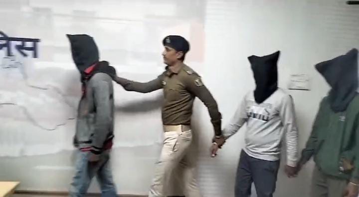 Bihar News:साईबर अपराधी ऑल इंडिया प्रेग्नेंट वूमेन जॉब के नाम पर करते थे लाखों की ठगी, जब पुलिस को लगी भनक, तो इस तरह हुआ खुलासा