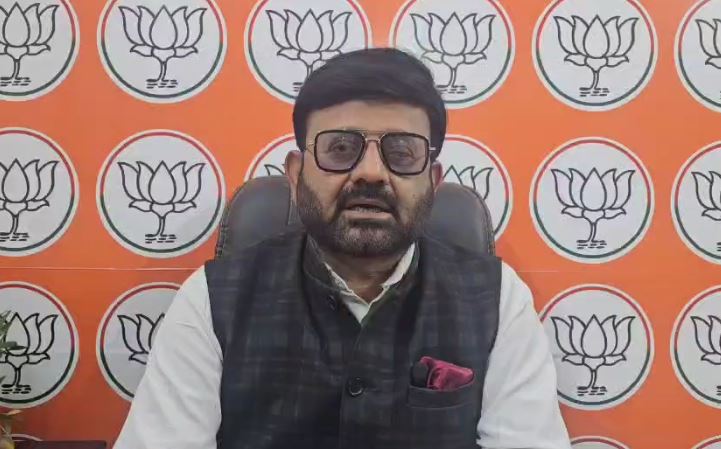 धनबाद के कार्मल स्कूल में छात्राओं के शर्ट उतरवाना शर्मनाक, राज्य सरकार कर रही कवरअप-प्रतुल शाहदेव