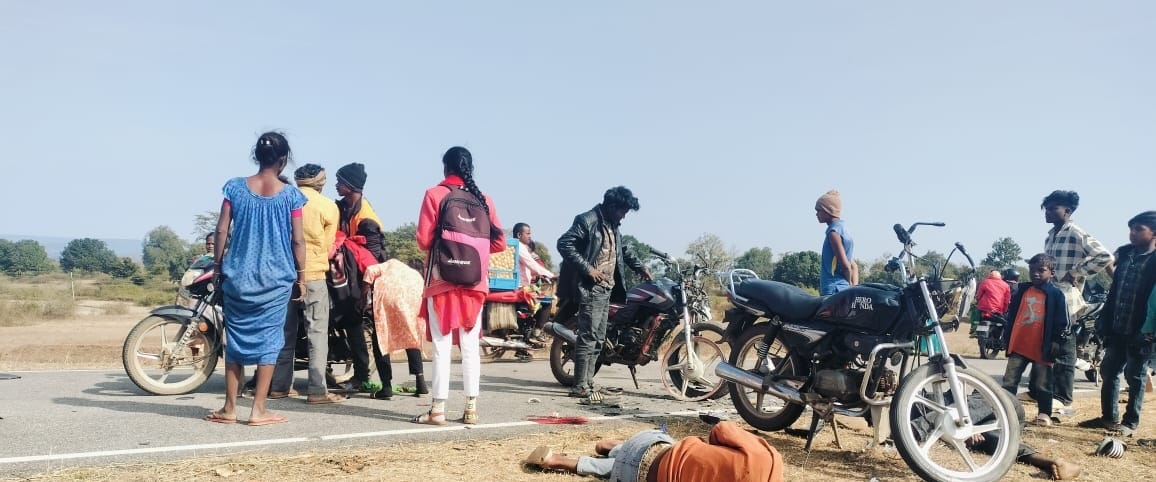 गुमला में रफ्तार का कहर, दो बाइक की आमने-सामने की भिड़ंत में दो की जान गई, जानिए विस्तार से