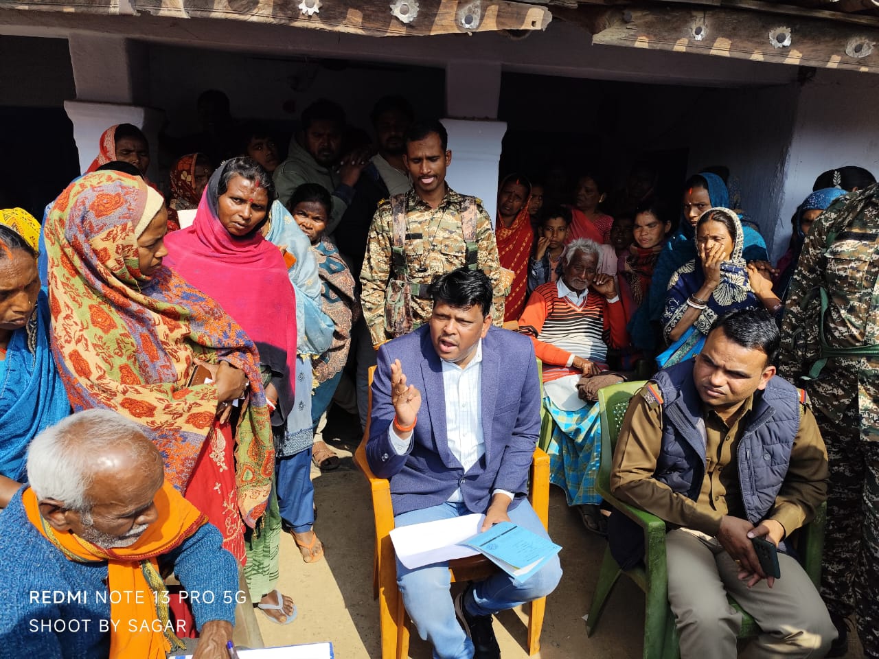 गरीब महिलाओं के नाम पर लोन दिलाने वाला नटवरलाल डेढ़ करोड़ लेकर फरार, जानिए इस शातिर की कहानी