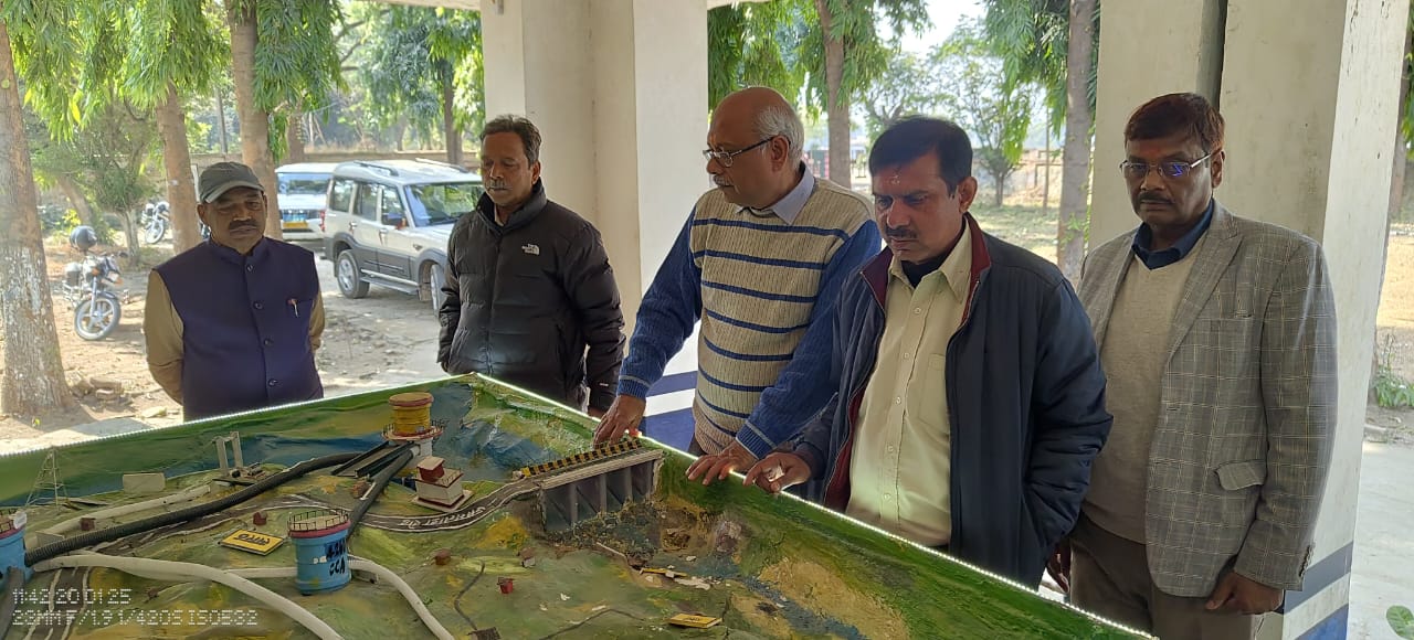 अजय बराज परियोजना के जीर्णोद्धार के लिए सरकार के पास फंड नही, CWC के चेयरमैन के दौरे से जगी उम्मीद, इतने गांव के किसान होंगे लाभान्वित