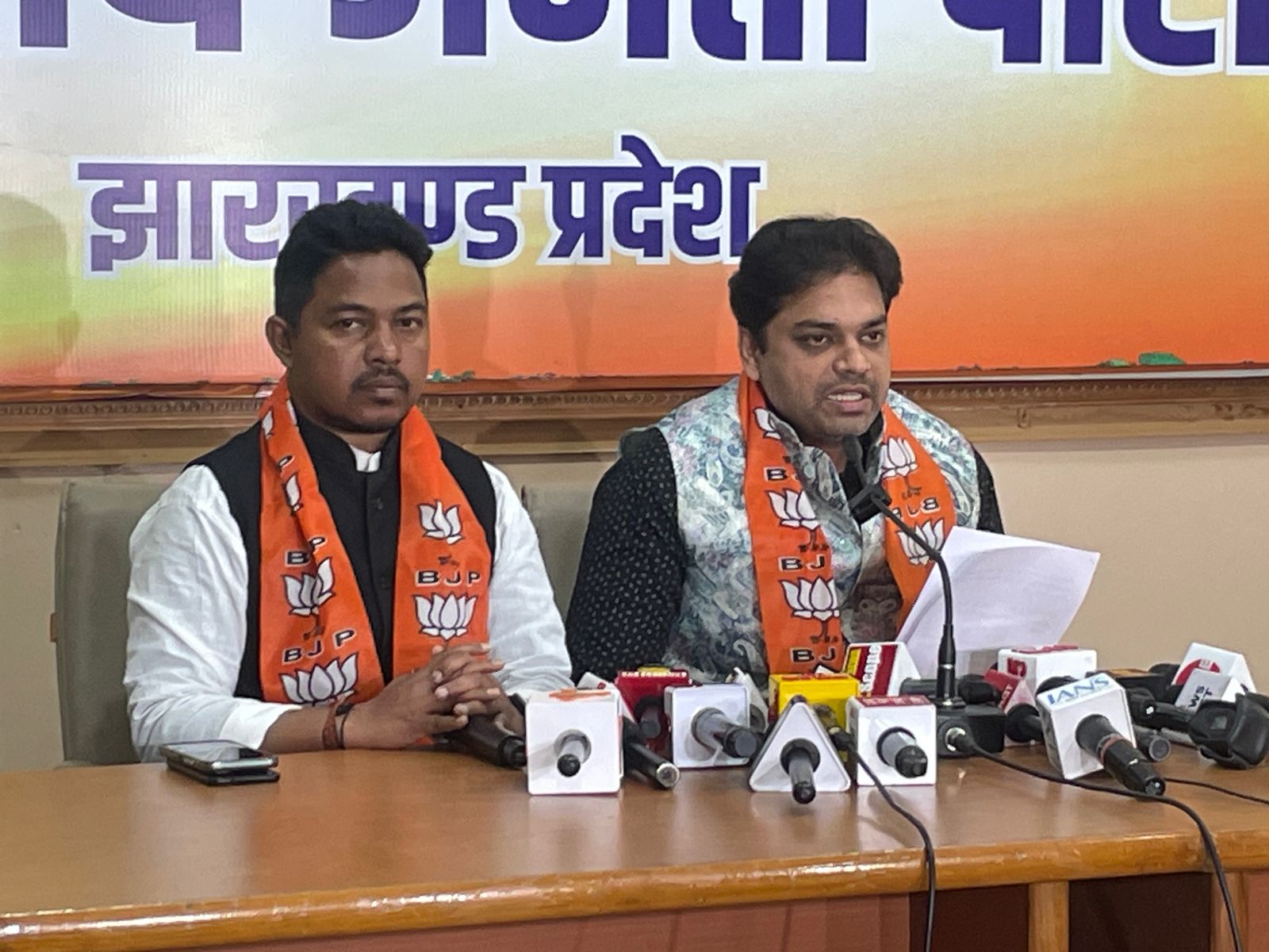 झारखंड में एक और घोटाला! कहां चला गया 1300 करोड़, सरकार के पास हिसाब नहीं, भाजपा ने की जांच की मांग