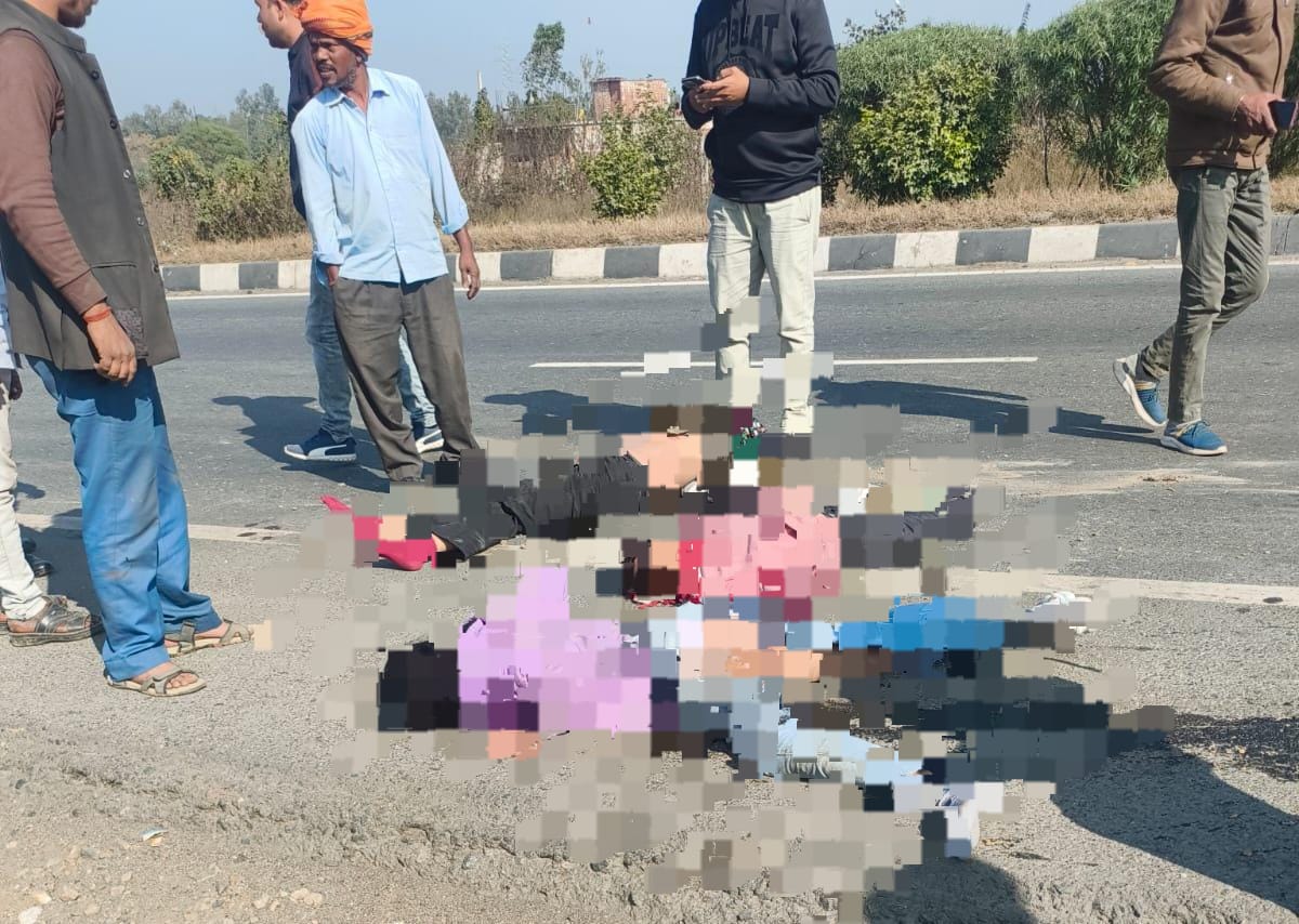 Breaking : कोडरमा के तिलैया डैम से पिकनिक मनाकर एक स्कूटी से लौट रही तीन लड़कियां दुर्घटनाग्रस्त, एक की मौके पर मौत