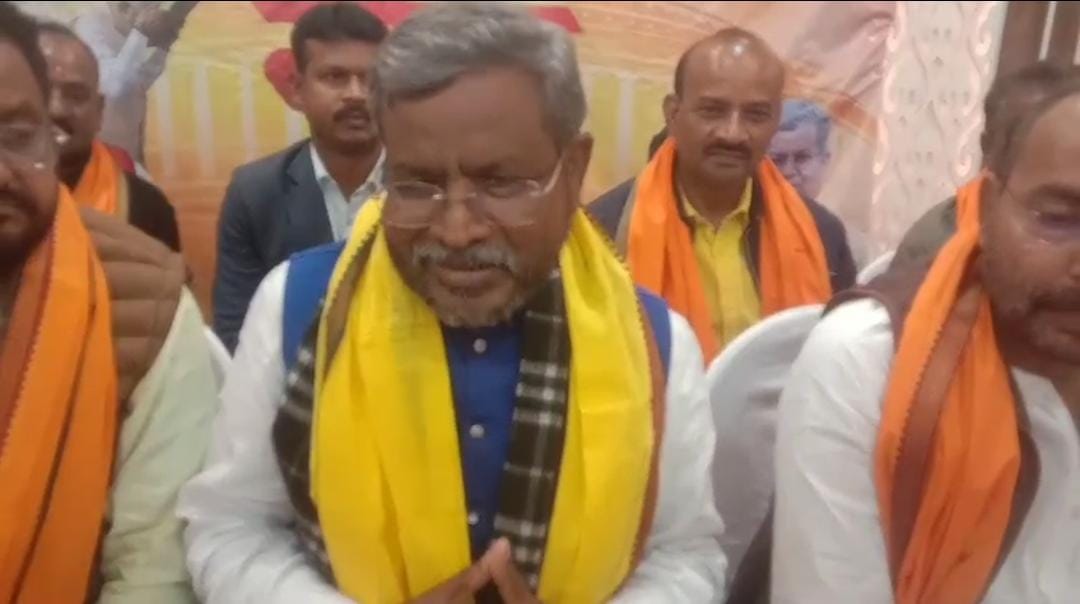 बाबूलाल का कांग्रेस पर तंज, कहा - संविधान से छेड़छाड़ करने वाले आजकल संविधान बचाने निकले हैं, देखिए और क्या कहा 