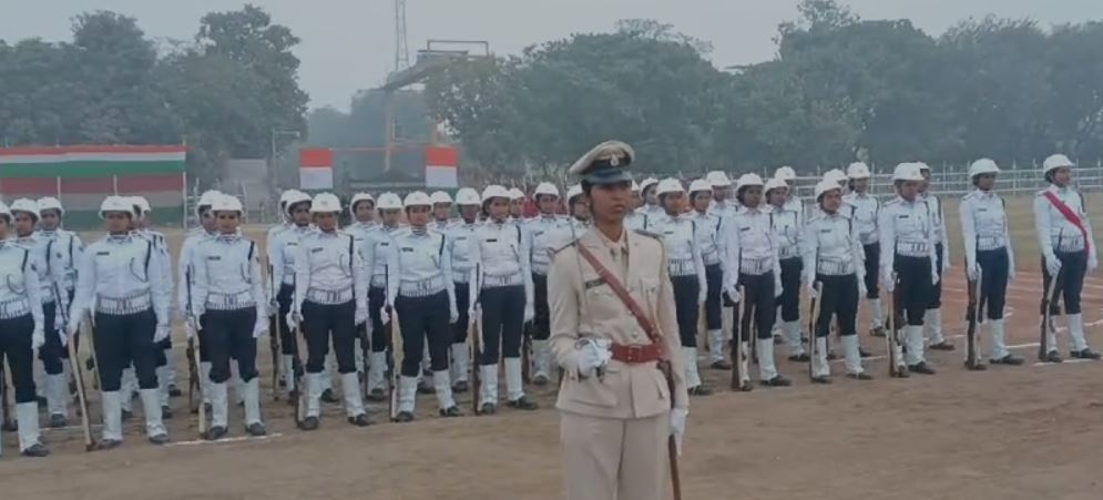 पटना के गांधी मैदान में गणतंत्र दिवस परेड का फाइनल रिहर्सल, राज्यपाल करेंगे ध्वजारोहण