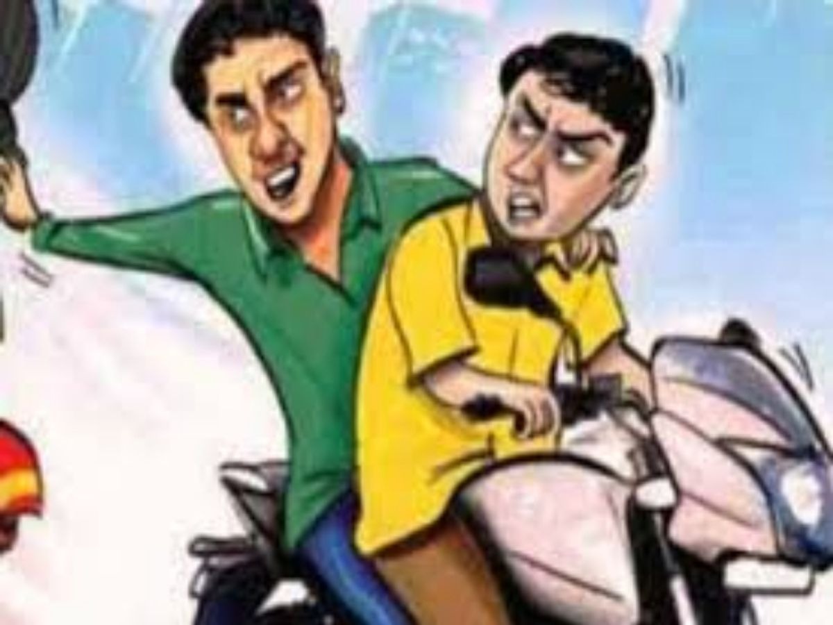 दिनदहाड़े बीच बाजार में महिला से 50 हजार की छिनतई, सुरक्षा व्यवस्था पर उठ रहें सवाल