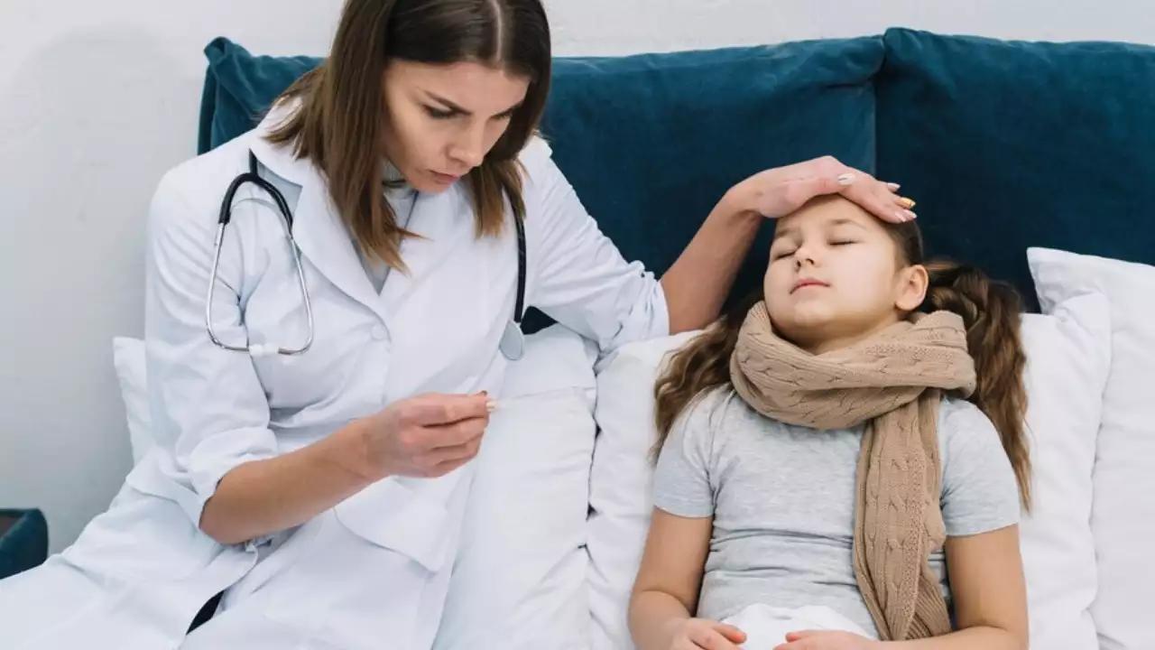 झारखंड में मौसम के लगातार उतार चढ़ाव से मौसमी बीमारी का बढ़ा खतरा, बच्चे ज्यादा हो रहे प्रभावित, जानिए लक्षण और इलाज