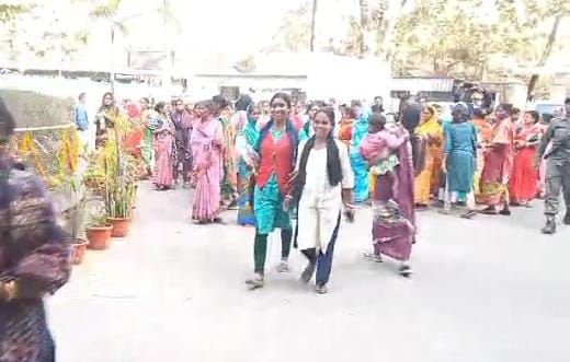 जमशेदपुर: अतिक्रमण के खिलाफ सख्त हुआ रेलवे! परसुडीह और घाघीडीह में 400 से अधिक घरों को तोड़ने का नोटिस, पढ़ें क्या है लोगों की मांग