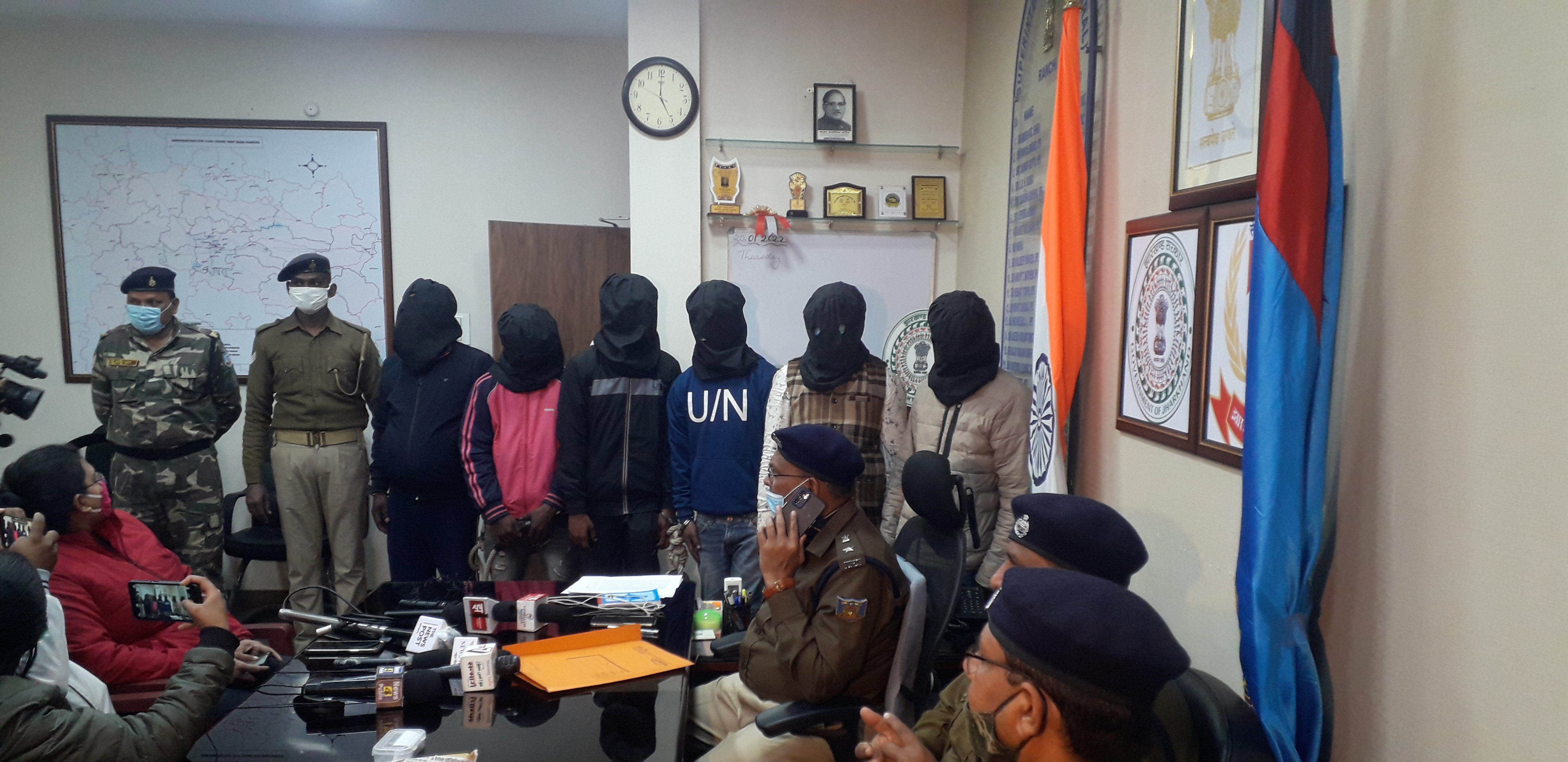 रांची के जमीन कारोबारी से मांगी 25 लाख की रंगदारी, नहीं देने पर घर पर ताबड़तोड़ फायरिंग, सभी धराए