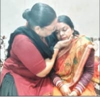 ईश्वर करे - प्रयागराज कुंभ भगदड़ में परिवार से बिछड़े सभी को झारखंड की  संगीता जैसा "भगवान " मिल जाए !