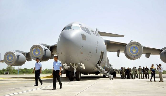 अमेरिका में रह रहे अवैध अप्रवासी भारतीयों को निकालना शुरू, जानिए ताजा स्थिति
