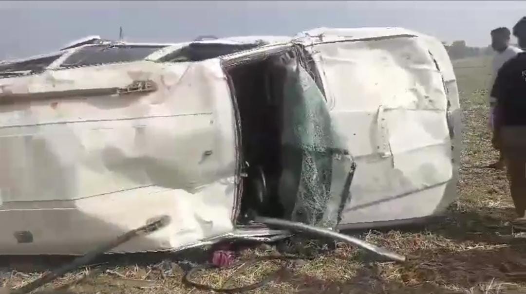 Breaking: साहिबगंज के बरहरवा में तेज रफ्तार का कहर, खेत में पलटा स्कॉर्पियो, एक की मौत,10 से अधिक लोग घायल