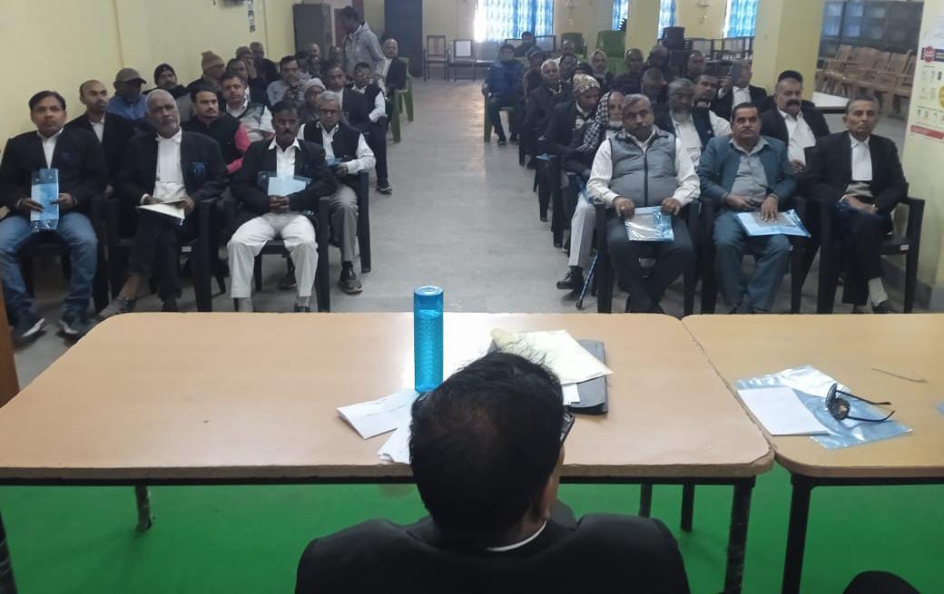 अब न्यायालय भी होंगे पेपर-लेस, सुप्रीम कोर्ट के निर्देश पर गोड्डा सिविल कोर्ट में तैयारी शुरु, पढ़ें क्या है ई-कोर्ट