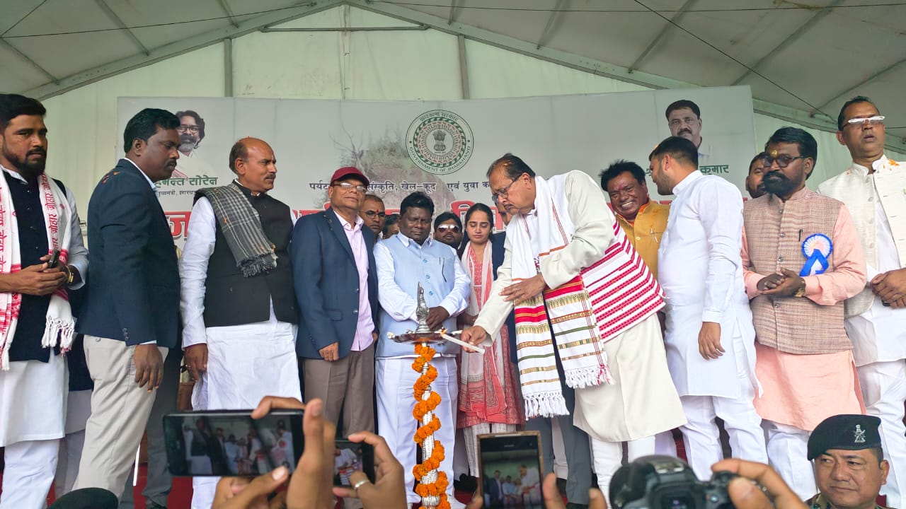 दो दिवसीय राजकीय आदिवासी विकास महाकुंभ मेला शुरू, वित्त मंत्री ने कहा- आदिवासियों की संस्कृति को बचाकर रखने की आवश्यकता