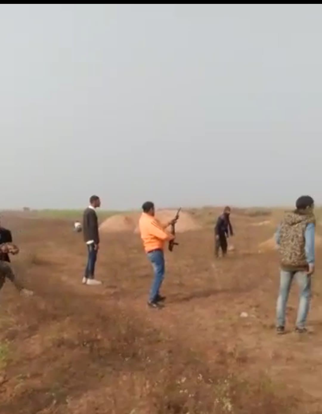 आरा में बालू माफियाओं द्वारा बैंक कर्मी समेत दो की गोली मारकर हत्या