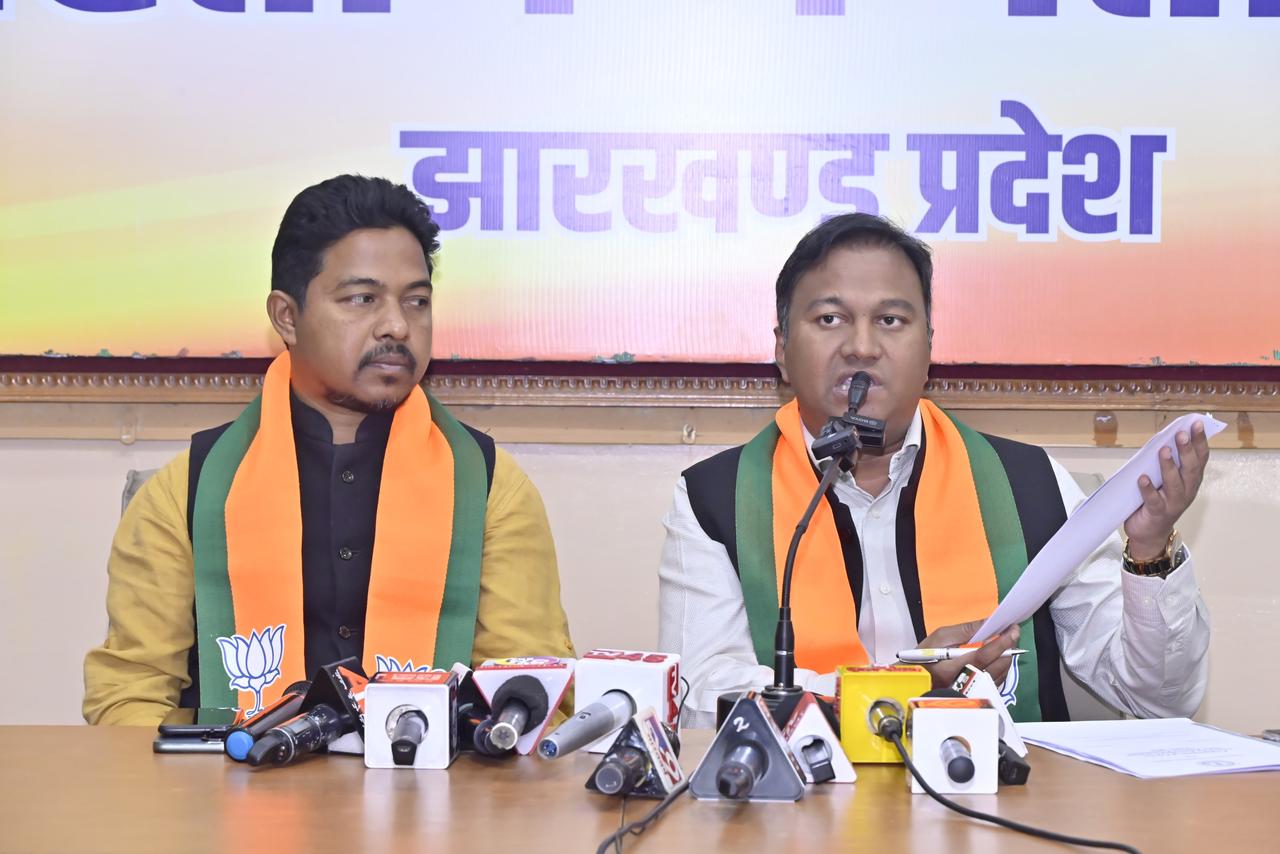 एकलव्य प्रशिक्षण व शिक्षा प्रोत्साहन योजना पर भाजपा ने हेमंत सरकार को घेरा, उठाये कई सवाल, कहा-350 करोड़ मंजूर पर योजना गायब