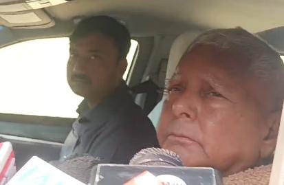 नई दिल्ली रेलवे स्टेशन पर भगदड़ में हुई 18 लोगों की मौत पर लालू यादव जताया दुख, रेल मंत्री  को जिम्मेदार ठहराते हुए कह दी ये बात