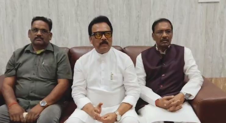 एम्स गवर्निंग बॉडी की बैठक आज, सदस्य के रूप में सांसद सुखदेव भगत पहुंचे देवघर, इन बातों को रखेंगे प्राथमिकता में