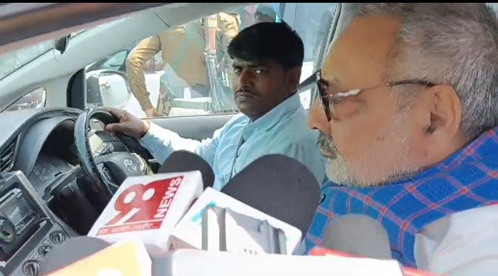 Bihar Politisc:विपक्ष की ओर से कुंभ पर सवाल उठाये जाने पर भड़के गिरिराज सिंह, तेजस्वी यादव को कह दी ये बात