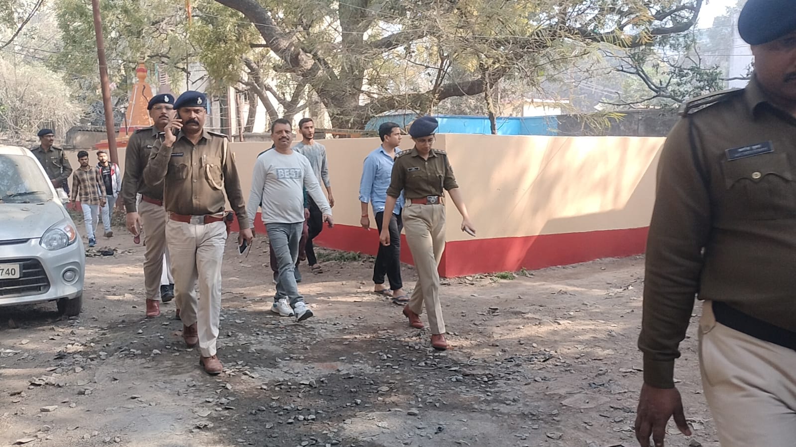 Crime News:आखिर क्यों अपनी ही पत्नी के खून का प्यासा बन बैठा कांस्टेबल पति, निर्मम तरीके से कर दी हत्या, पढ़ें पटना का सनसनीखेज मामला