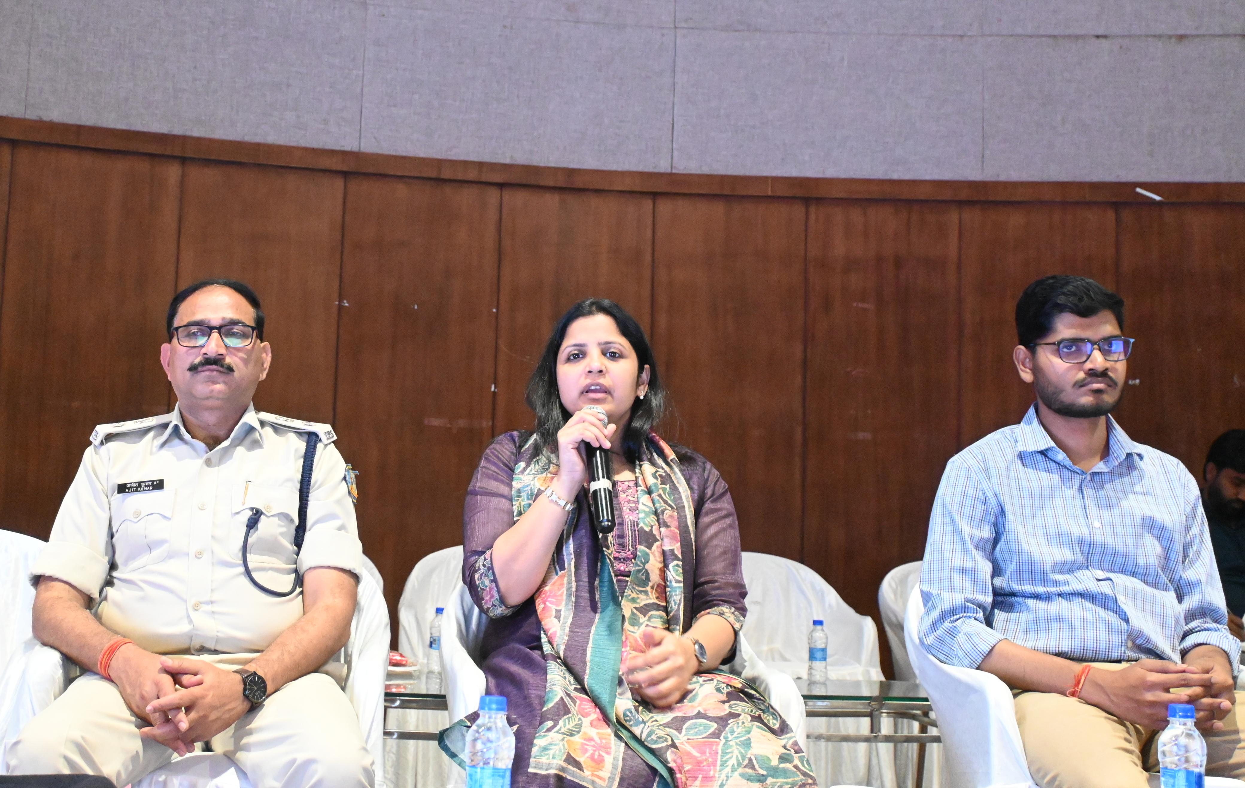 Illegal Mining:  डीसी ने सीओ -थानाप्रभारी को क्यों बताया जिम्मेवार, बीसीसीएल को क्या दी नसीहत, पढ़िए इस रिपोर्ट में