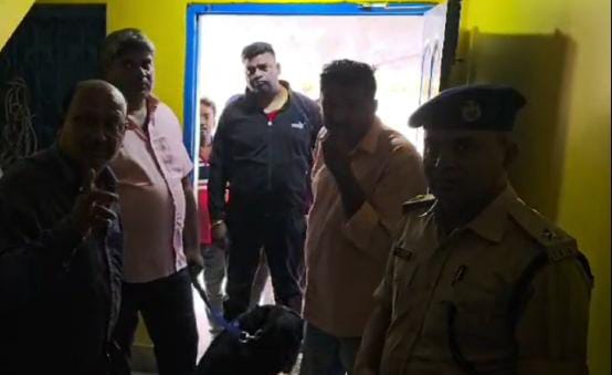 जमशेदपुर में बढ़ा चोरों का आतंक, परसुडीह में चोरों ने बंद घर को बनाया निशाना, लूटे लाखो के गहने