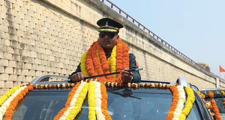 Bihar News:जाट रेजीमेंट में लेफ्टिनेंट बनकर लौटा बेटा,तो जज पिता ने कुछ ऐसा किया कि देखती रह गई दुनिया